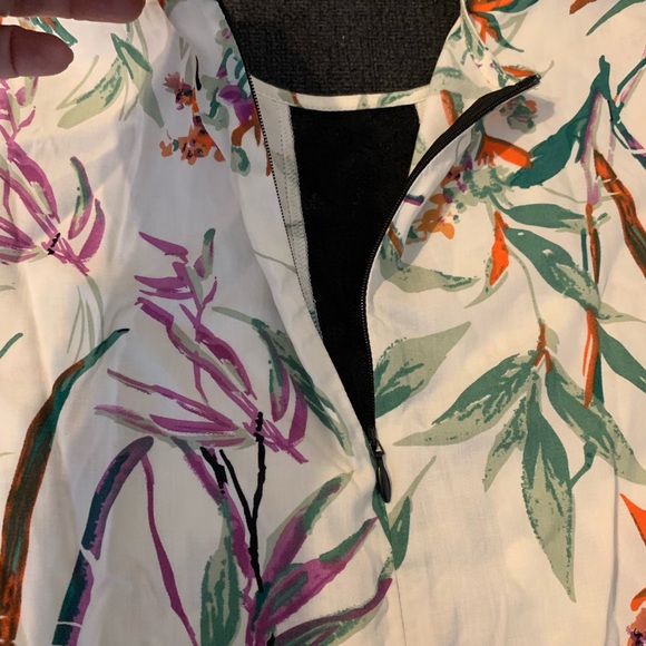 Blouse (store sample) - Picture 4 of 6